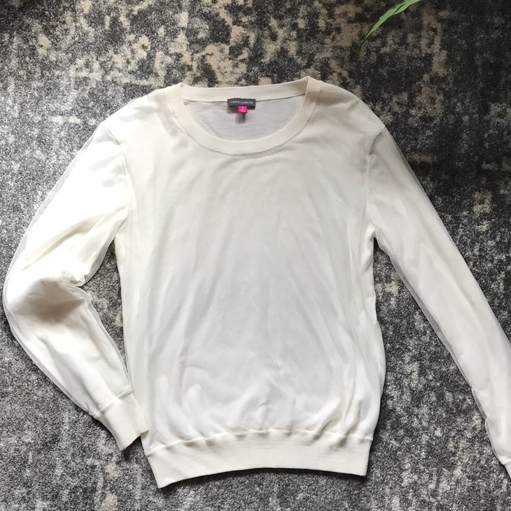 Vince Camuto cream netted crew sweater size S